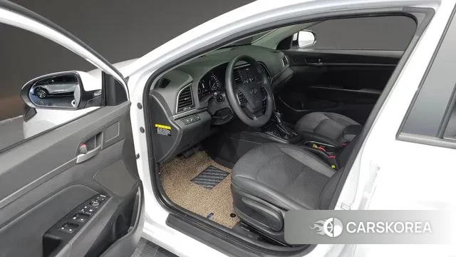 Hyundai Avante AD id 3723820 из Кореи 20