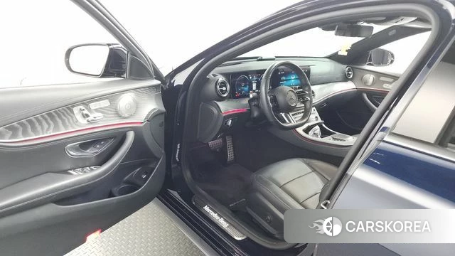 Mercedes-Benz E-Class W213 id 4562239 из Кореи 36