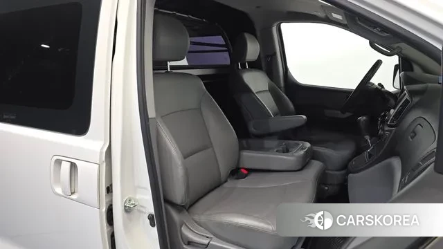 Hyundai The New Grand Starex id 3428967 из Кореи 20