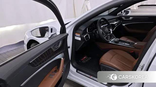 Audi A6 (C8) id 2939506 из Кореи 20