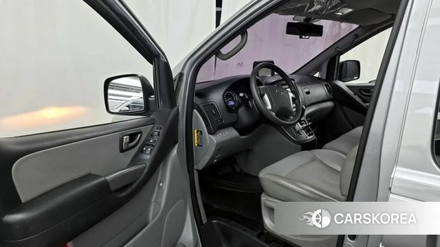 Hyundai The New Grand Starex id 3834578 из Кореи 20