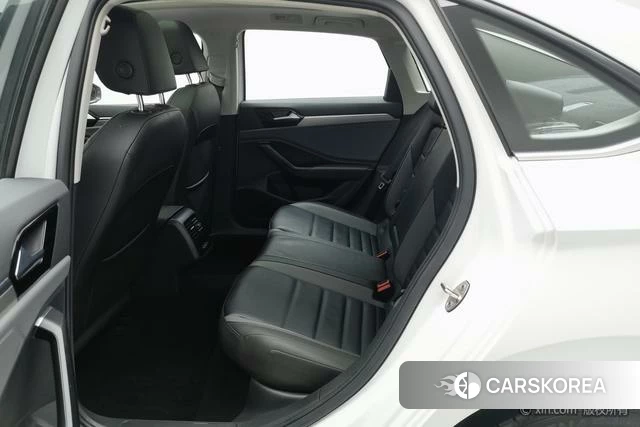 Volkswagen Sagitar id 4275816 из Китая 24