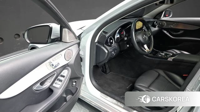 Mercedes-Benz C-Class W205 id 4520850 из Кореи 30