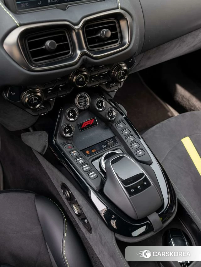 Aston Martin Vantage id 4238654 из Китая 19