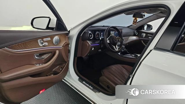 Mercedes-Benz E-Class W213 id 4363029 из Кореи 38