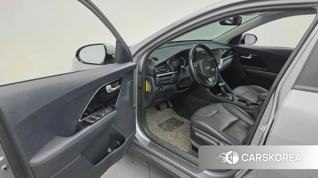 Kia The New Niro id 3905035 из Кореи 20