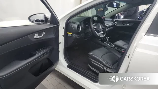 Kia Come New K3 id 3386219 из Кореи 20