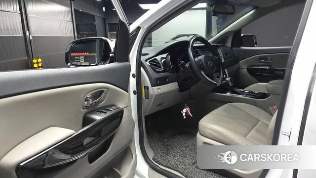 Kia The New Carnival id 4615062 из Кореи 30