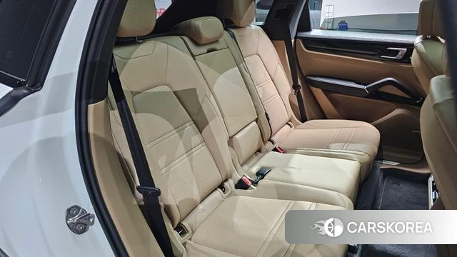 Porsche Cayenne (PO536) id 4688661 из Кореи 31