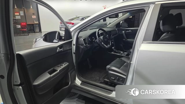 Kia Sportage The Bold id 4224552 из Кореи 32