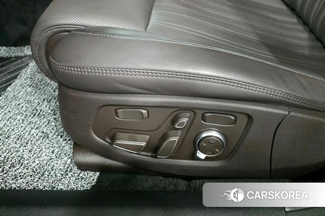 Genesis G90 id 4486740 из Кореи 20