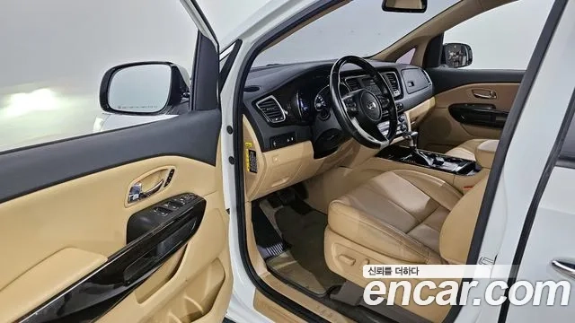 Kia The New Carnival id 2860209 из Кореи 20