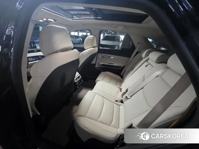 Genesis GV70 id 3043782 из Кореи 16