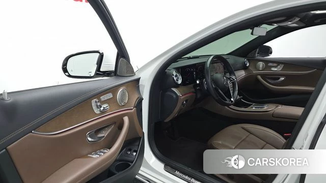 Mercedes-Benz E-Class W213 id 4894522 из Кореи 20
