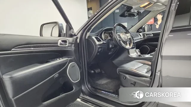 Jeep Grand Cherokee id 3568115 из Кореи 20