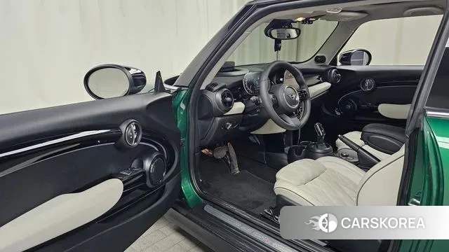 Mini Cooper S id 3629755 из Кореи 20