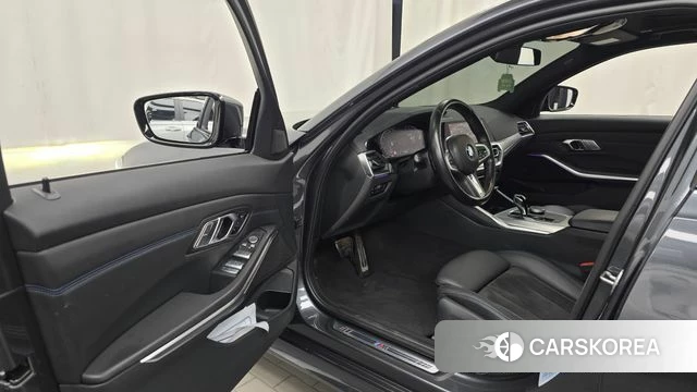 BMW 3 Series (G20) id 4784452 из Кореи 32