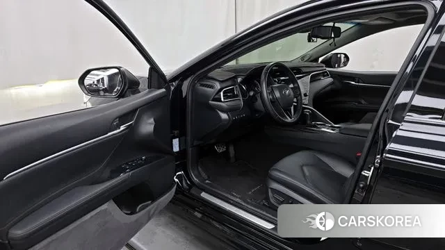 Toyota Camry (XV70) id 3009427 из Кореи 20