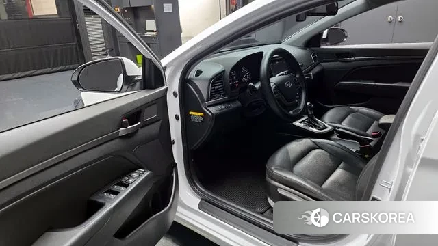 Hyundai Avante AD id 3602218 из Кореи 20