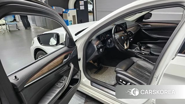 BMW 5 Series (G30) id 4377783 из Кореи 20