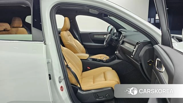 Volvo XC40 id 4409889 из Кореи 33