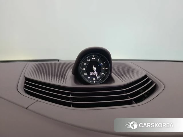 Porsche Taycan id 4201313 из Кореи 20