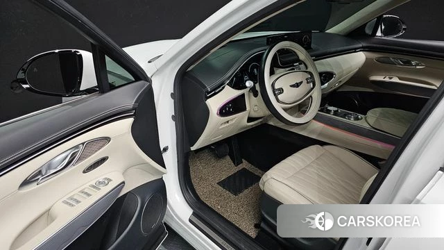 Genesis GV70 id 4281122 из Кореи 31