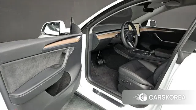 Tesla Model Y id 3770085 из Кореи 20