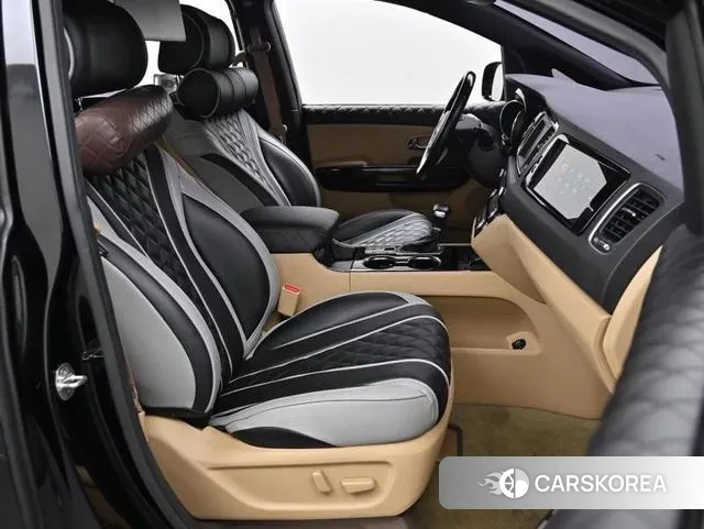 Kia The New Carnival id 3018908 из Кореи 20