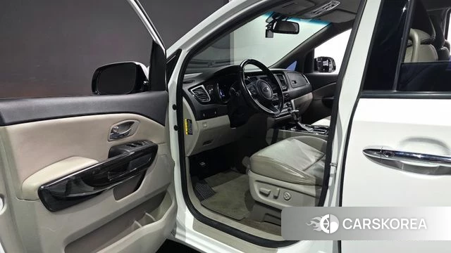 Kia The New Carnival id 4794729 из Кореи 31