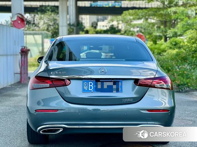 Mercedes-Benz E-class id 4368198 из Китая 11