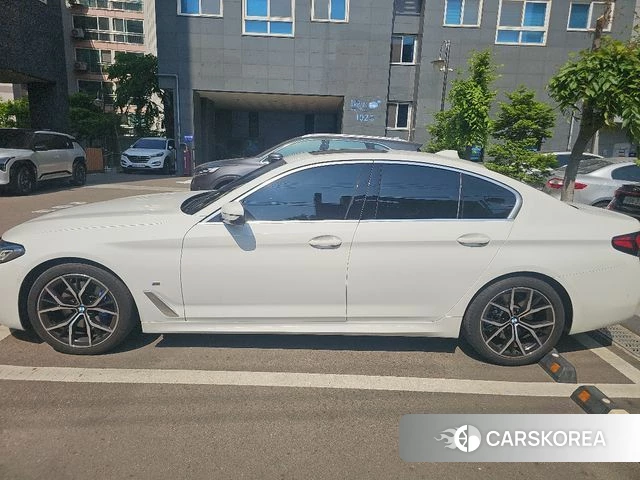 BMW 5 Series (G30) id 4249130 из Кореи 20