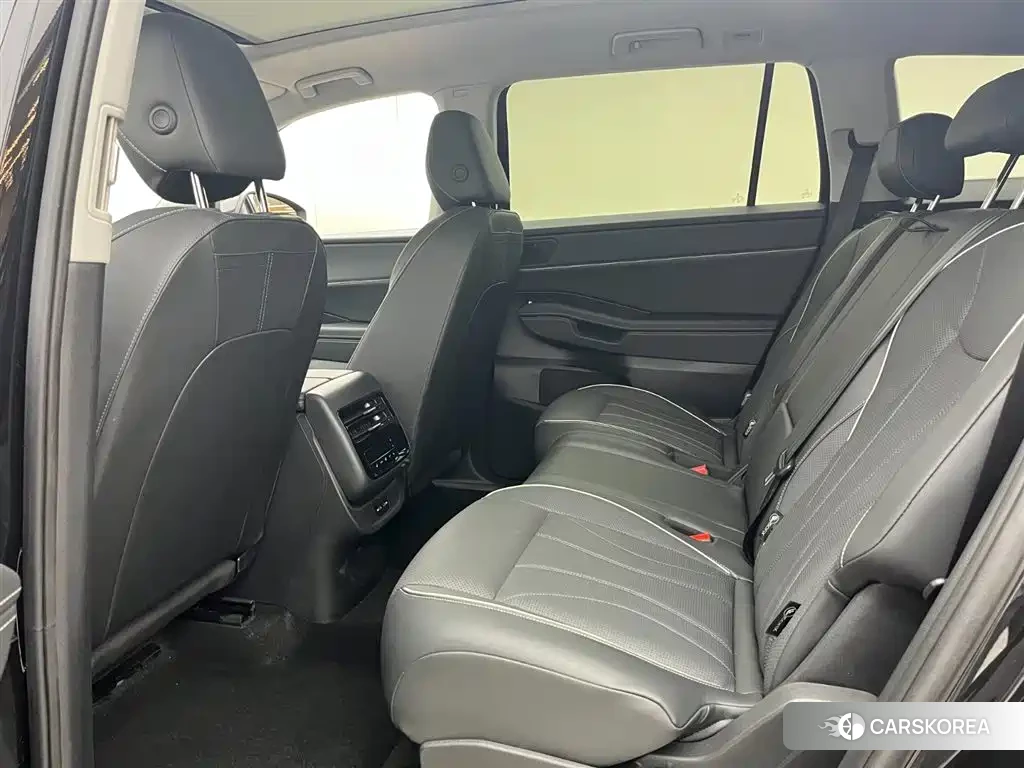 Volkswagen Tourang id 4576567 из Китая 11