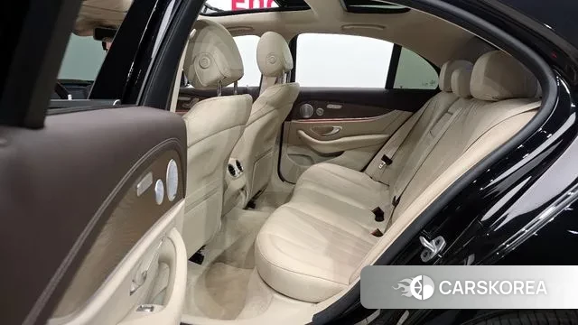 Mercedes-Benz E-Class W213 id 3449385 из Кореи 20