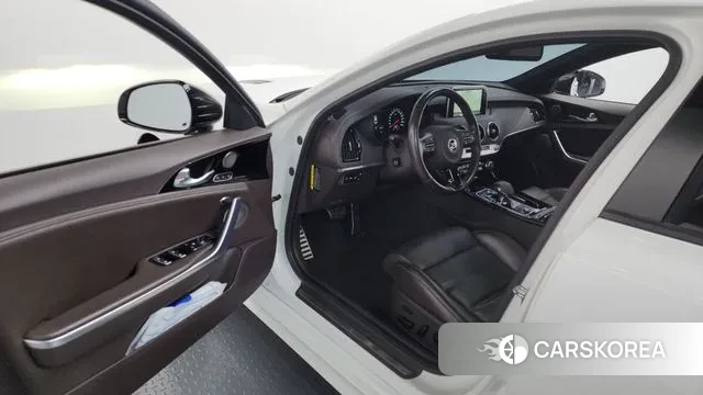 Kia Stinger id 3386229 из Кореи 20