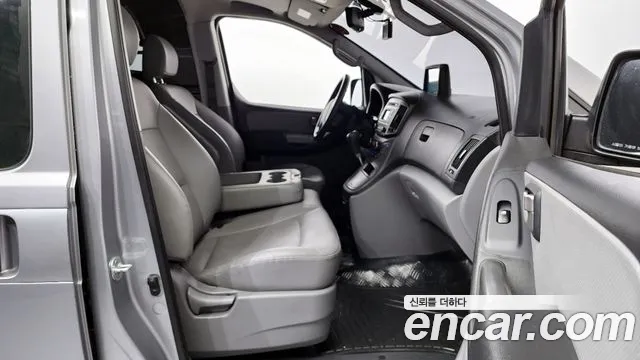 Hyundai The New Grand Starex id 2213113 из Кореи 20