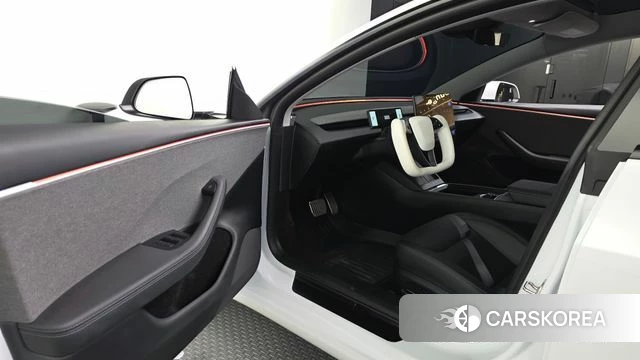 Tesla Model 3 id 4640338 из Кореи 36
