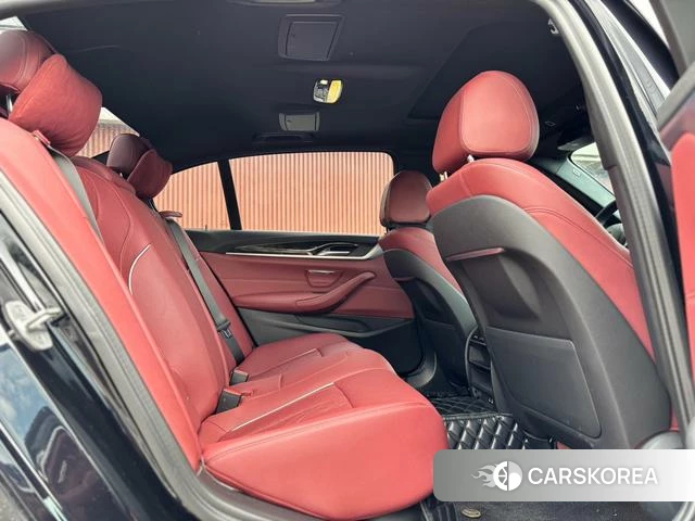 BMW 5 series id 4264897 из Китая 18