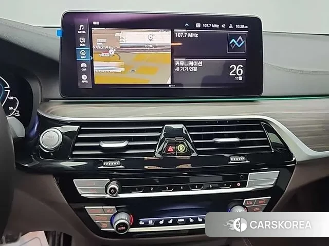 BMW 5 Series (G30) id 3412367 из Кореи 20