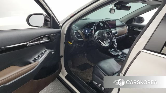 Kia Seltos id 4595402 из Кореи 35