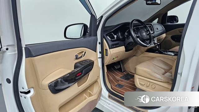 Kia The New Carnival id 4770690 из Кореи 33