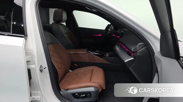 BMW 5 Series (G60) id 3486854 из Кореи 20