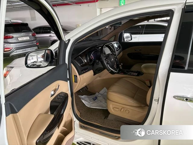 Kia The New Carnival id 4203868 из Кореи 18