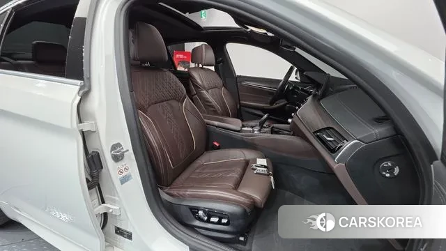 BMW 5 Series (G30) id 3671900 из Кореи 20