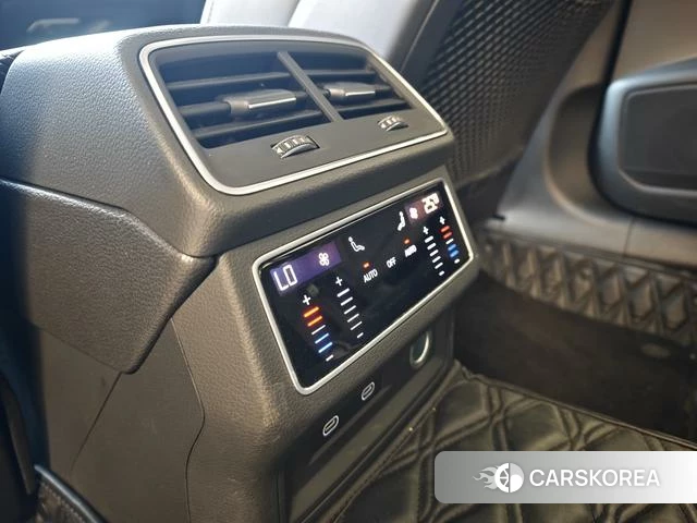 Audi A6L id 4333632 из Китая 20