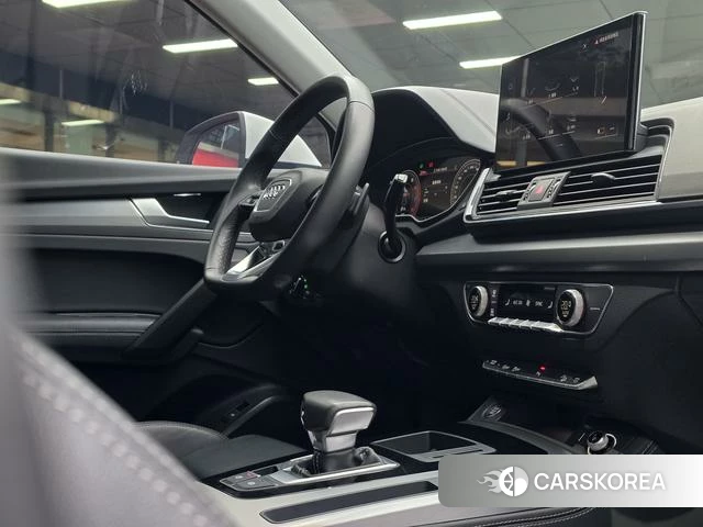 Audi Q5L id 4259591 из Китая 20
