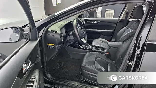 Kia Come New K3 id 3672767 из Кореи 20