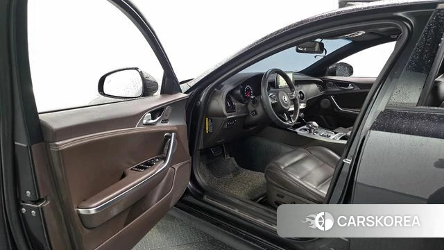 Kia Stinger id 4530692 из Кореи 20
