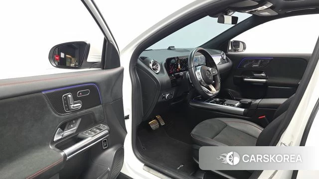 Mercedes-Benz GLA - Class H247 id 4446113 из Кореи 31