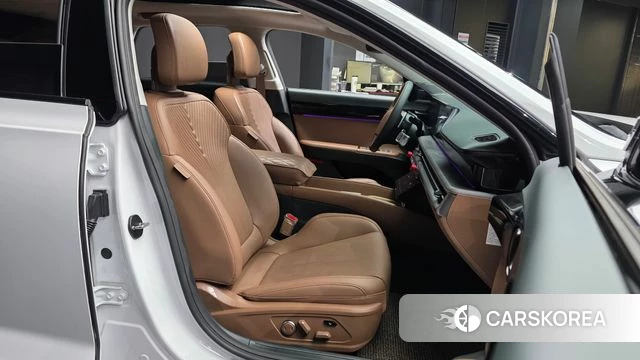 Hyundai Grandeur Hybrid (GN7) id 4880092 из Кореи 37